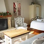 Doma Est 1991 Guest house Arachova