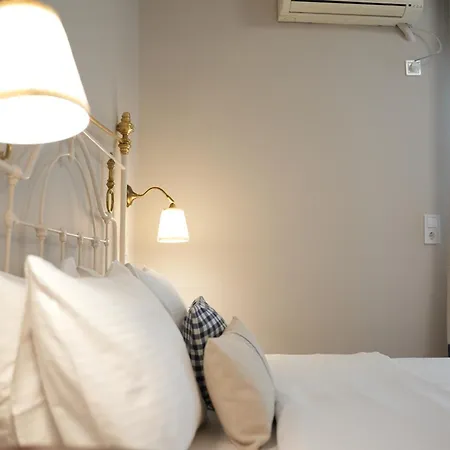 Πανσιόν Doma Est 1991