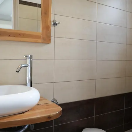 Pensionat Doma Est 1991 Arachova