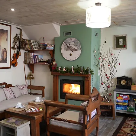 Doma Est 1991 Πανσιόν